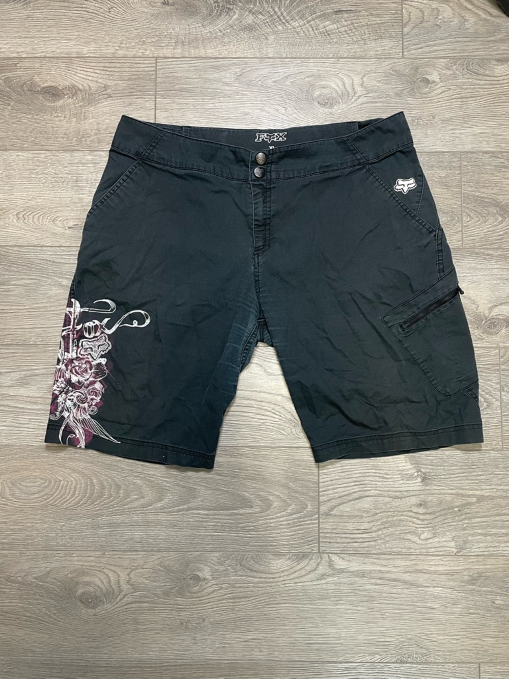 Fox Racing Black Cargo Shorts XL w/ Purple Skull Graphic MTB Bike Casual Y2K